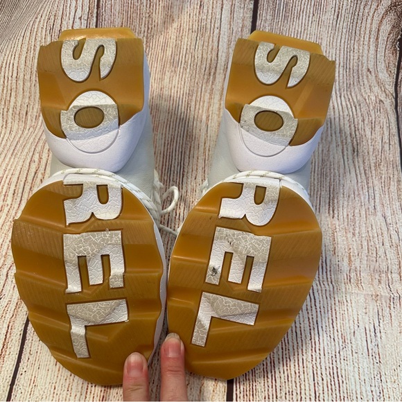 EUC Sorel Kinetic Impact lace sneakers sz8 - Picture 5 of 7